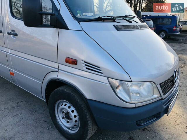 Сірий Мерседес Sprinter, об'ємом двигуна 2.15 л та пробігом 500 тис. км за 10700 $, фото 18 на Automoto.ua