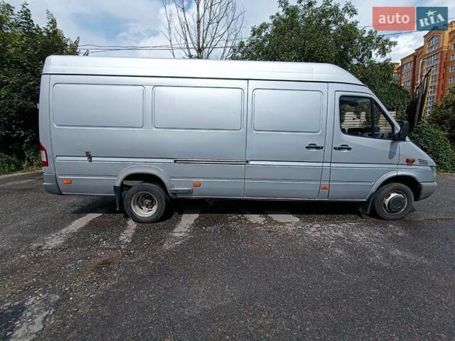 Серый Мерседес Sprinter, объемом двигателя 2.15 л и пробегом 600 тыс. км за 14999 $, фото 6 на Automoto.ua