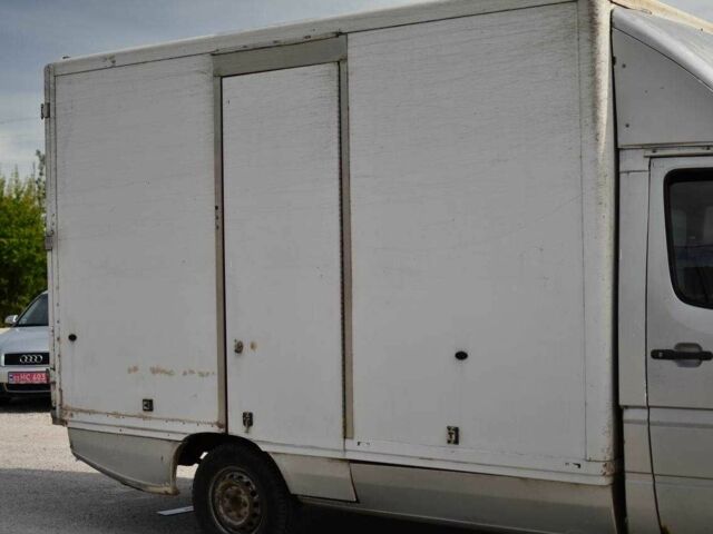 Серый Мерседес Sprinter, объемом двигателя 2.2 л и пробегом 620 тыс. км за 7150 $, фото 2 на Automoto.ua