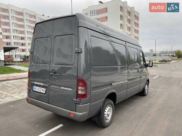 Сірий Мерседес Sprinter, об'ємом двигуна 2.15 л та пробігом 400 тис. км за 9950 $, фото 2 на Automoto.ua