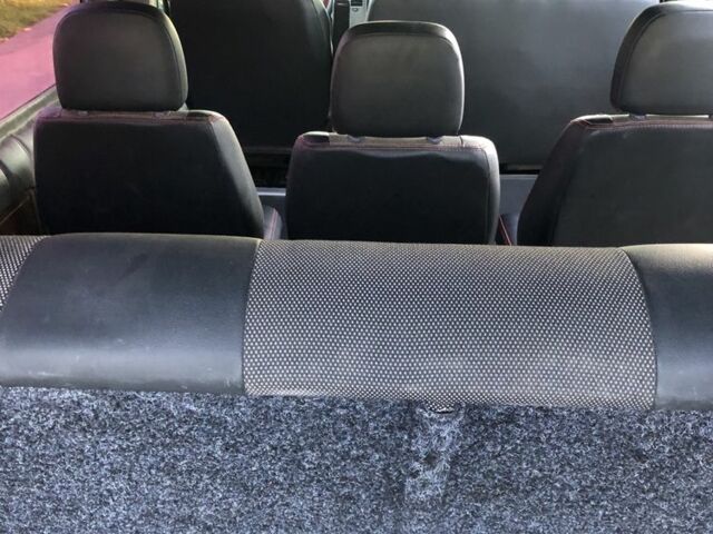Серый Мерседес Sprinter, объемом двигателя 2.1 л и пробегом 452 тыс. км за 9150 $, фото 11 на Automoto.ua