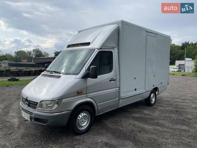 Серый Мерседес Sprinter, объемом двигателя 2.2 л и пробегом 582 тыс. км за 9500 $, фото 2 на Automoto.ua