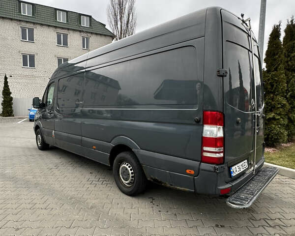 Сірий Мерседес Sprinter, об'ємом двигуна 2.1 л та пробігом 500 тис. км за 8600 $, фото 3 на Automoto.ua