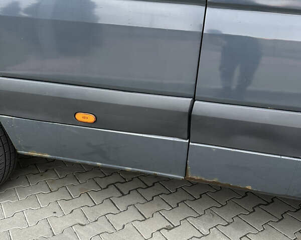 Сірий Мерседес Sprinter, об'ємом двигуна 2.1 л та пробігом 500 тис. км за 8600 $, фото 10 на Automoto.ua