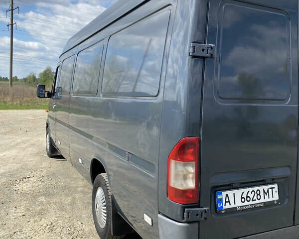 Сірий Мерседес Sprinter, об'ємом двигуна 2.1 л та пробігом 605 тис. км за 8800 $, фото 5 на Automoto.ua