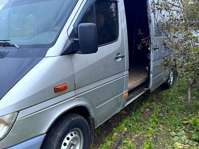 Мерседес Sprinter 2006 у Миколаєві на Automoto.ua Сірий Мерседес Sprinter, об'ємом двигуна 2.1 л та пробігом 357 тис. км за 5000 $, фото 7 на Automoto.ua