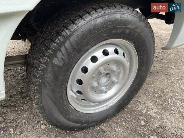 Серый Мерседес Sprinter, объемом двигателя 2.2 л и пробегом 582 тыс. км за 9500 $, фото 24 на Automoto.ua