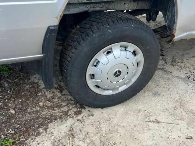 Сірий Мерседес Sprinter, об'ємом двигуна 2.1 л та пробігом 1000 тис. км за 1165 $, фото 1 на Automoto.ua