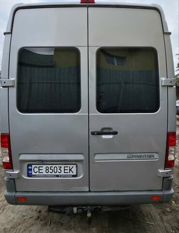 Сірий Мерседес Sprinter, об'ємом двигуна 2.7 л та пробігом 412 тис. км за 13000 $, фото 2 на Automoto.ua