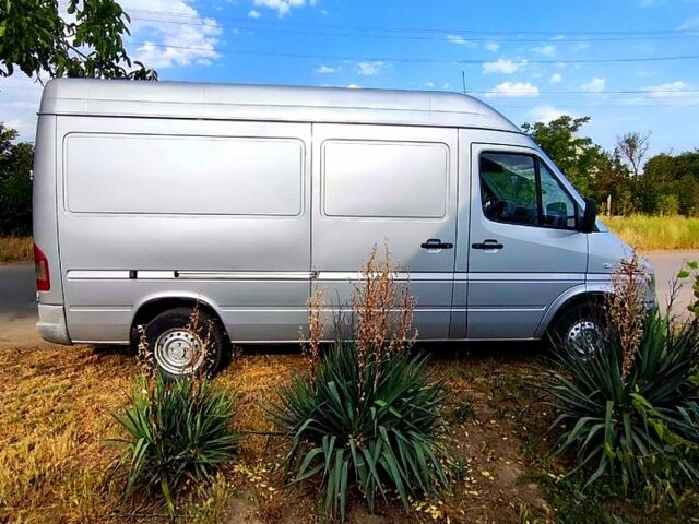 Сірий Мерседес Sprinter, об'ємом двигуна 2.1 л та пробігом 400 тис. км за 9000 $, фото 8 на Automoto.ua