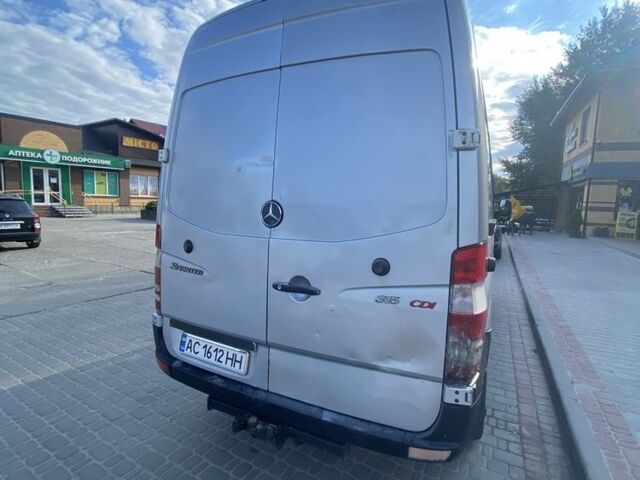Серый Мерседес Sprinter, объемом двигателя 2.1 л и пробегом 730 тыс. км за 9000 $, фото 2 на Automoto.ua