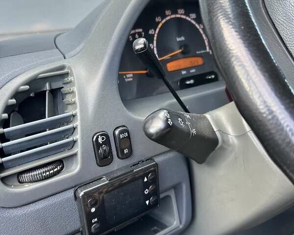 Серый Мерседес Sprinter, объемом двигателя 2.7 л и пробегом 870 тыс. км за 9700 $, фото 9 на Automoto.ua