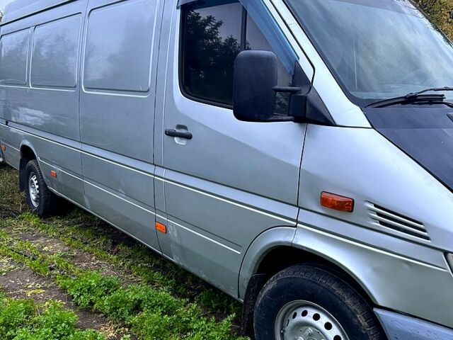 Мерседес Sprinter 2006 у Миколаєві на Automoto.ua Сірий Мерседес Sprinter, об'ємом двигуна 2.1 л та пробігом 357 тис. км за 5000 $, фото 5 на Automoto.ua