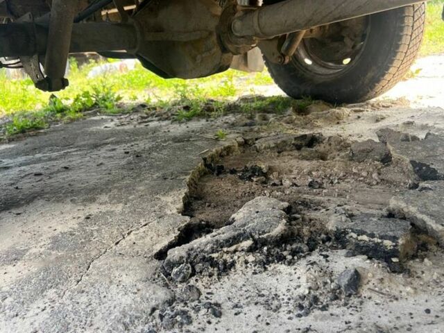 Сірий Мерседес Sprinter, об'ємом двигуна 2.1 л та пробігом 1000 тис. км за 1165 $, фото 4 на Automoto.ua