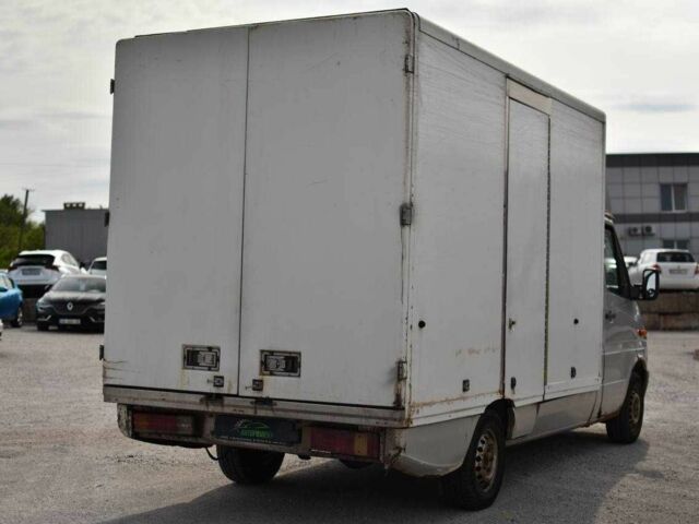 Серый Мерседес Sprinter, объемом двигателя 2.2 л и пробегом 620 тыс. км за 7150 $, фото 3 на Automoto.ua