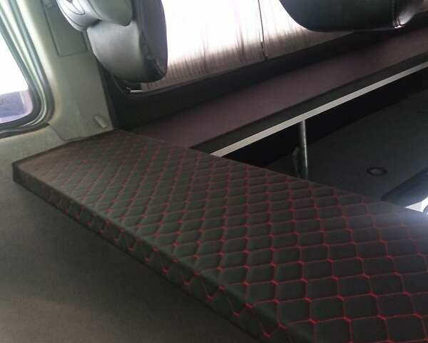 Серый Мерседес Sprinter, объемом двигателя 2.15 л и пробегом 750 тыс. км за 12500 $, фото 11 на Automoto.ua