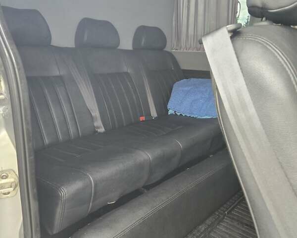 Серый Мерседес Sprinter, объемом двигателя 3 л и пробегом 570 тыс. км за 17000 $, фото 28 на Automoto.ua