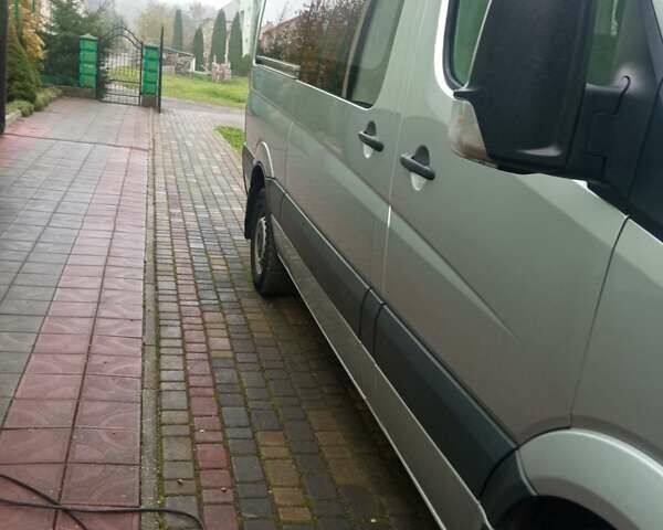 Серый Мерседес Sprinter, объемом двигателя 2.15 л и пробегом 750 тыс. км за 12500 $, фото 4 на Automoto.ua