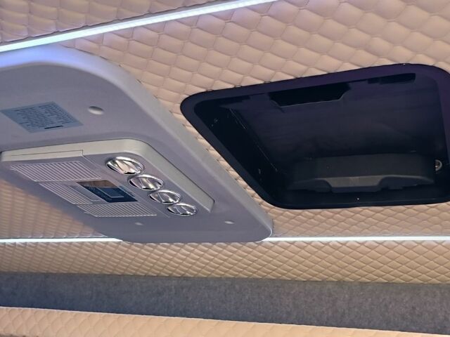 Сірий Мерседес Sprinter, об'ємом двигуна 3 л та пробігом 480 тис. км за 13999 $, фото 11 на Automoto.ua