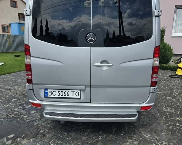 Серый Мерседес Sprinter, объемом двигателя 3 л и пробегом 570 тыс. км за 17000 $, фото 16 на Automoto.ua