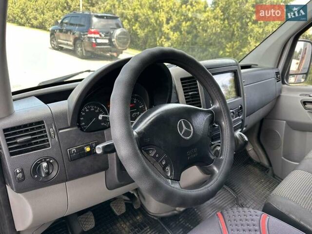 Сірий Мерседес Sprinter, об'ємом двигуна 3 л та пробігом 425 тис. км за 16950 $, фото 8 на Automoto.ua
