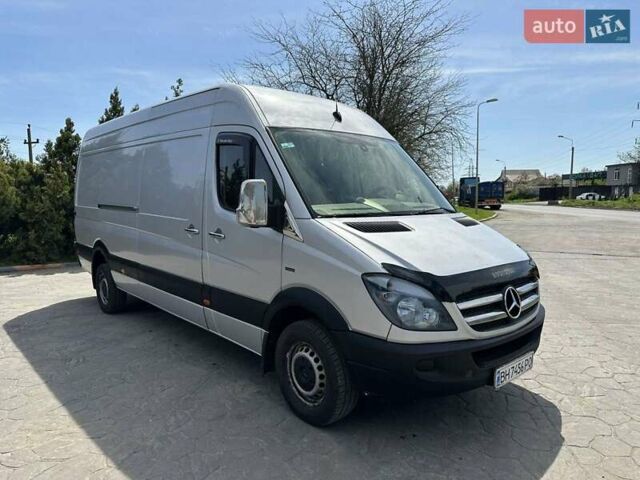 Сірий Мерседес Sprinter, об'ємом двигуна 3 л та пробігом 425 тис. км за 16950 $, фото 2 на Automoto.ua