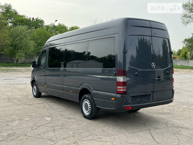 Серый Мерседес Sprinter, объемом двигателя 2.2 л и пробегом 280 тыс. км за 10800 $, фото 11 на Automoto.ua