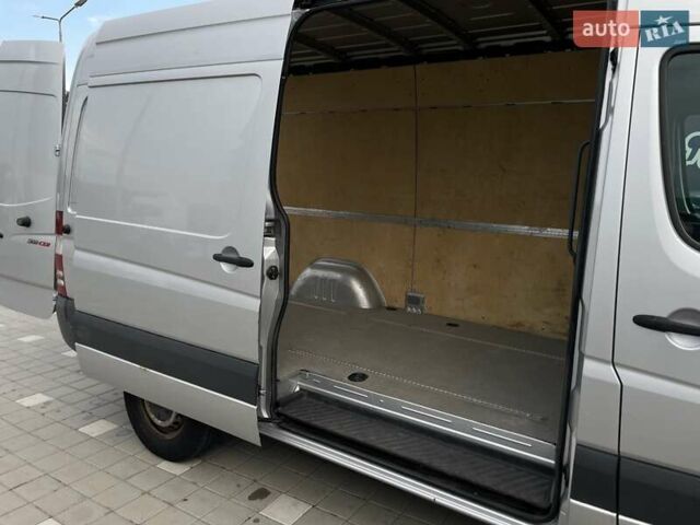 Сірий Мерседес Sprinter, об'ємом двигуна 3 л та пробігом 311 тис. км за 11606 $, фото 8 на Automoto.ua