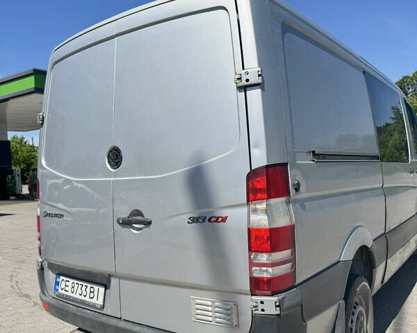 Серый Мерседес Sprinter, объемом двигателя 2.2 л и пробегом 520 тыс. км за 8200 $, фото 12 на Automoto.ua