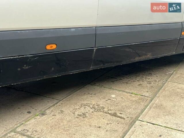 Серый Мерседес Sprinter, объемом двигателя 2.15 л и пробегом 420 тыс. км за 9400 $, фото 25 на Automoto.ua