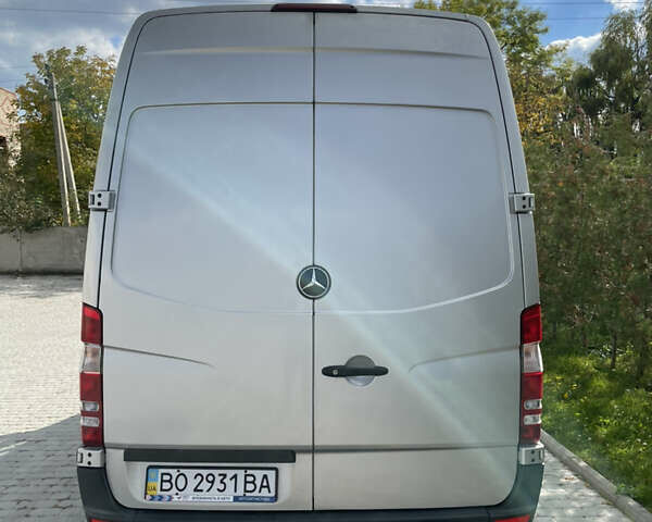 Сірий Мерседес Sprinter, об'ємом двигуна 2.15 л та пробігом 252 тис. км за 12500 $, фото 4 на Automoto.ua