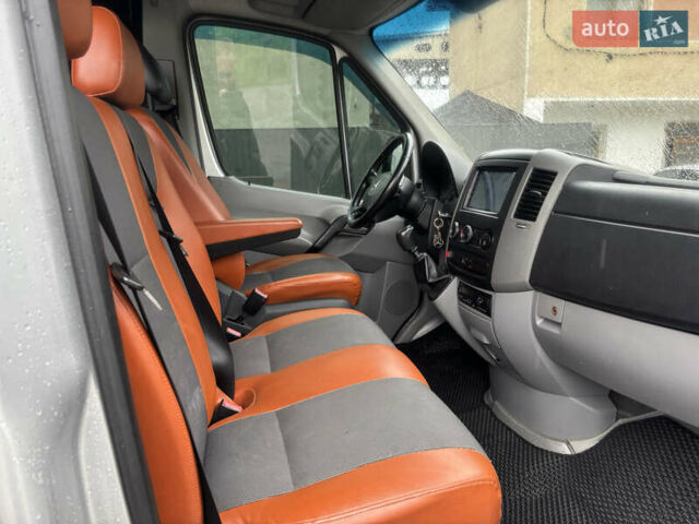 Сірий Мерседес Sprinter, об'ємом двигуна 3.2 л та пробігом 320 тис. км за 18900 $, фото 14 на Automoto.ua