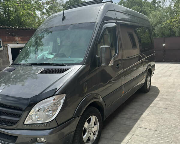 Сірий Мерседес Sprinter, об'ємом двигуна 3 л та пробігом 245 тис. км за 21000 $, фото 1 на Automoto.ua