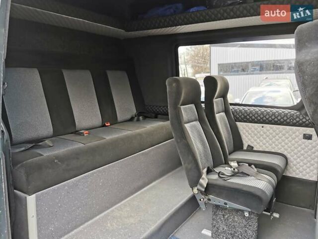 Серый Мерседес Sprinter, объемом двигателя 2.99 л и пробегом 296 тыс. км за 21000 $, фото 18 на Automoto.ua