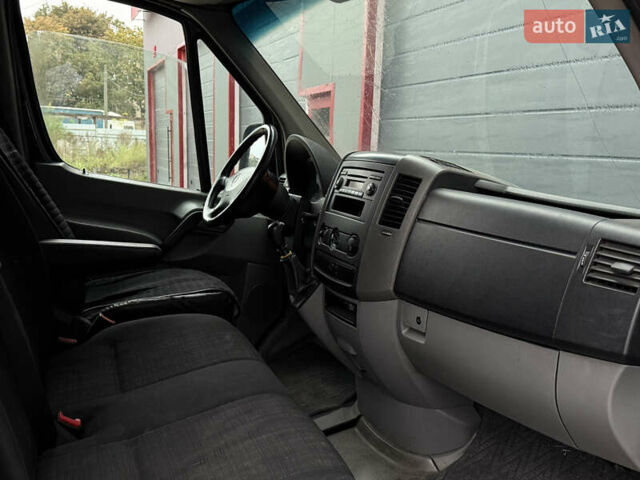 Сірий Мерседес Sprinter, об'ємом двигуна 2.19 л та пробігом 250 тис. км за 9700 $, фото 22 на Automoto.ua
