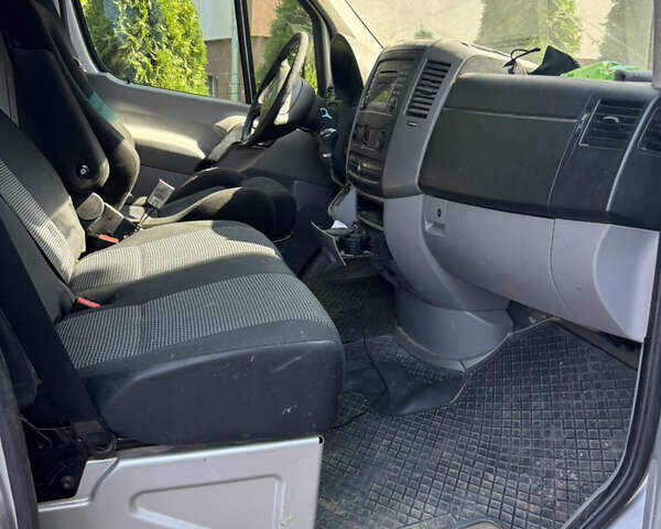 Сірий Мерседес Sprinter, об'ємом двигуна 0 л та пробігом 460 тис. км за 14200 $, фото 1 на Automoto.ua