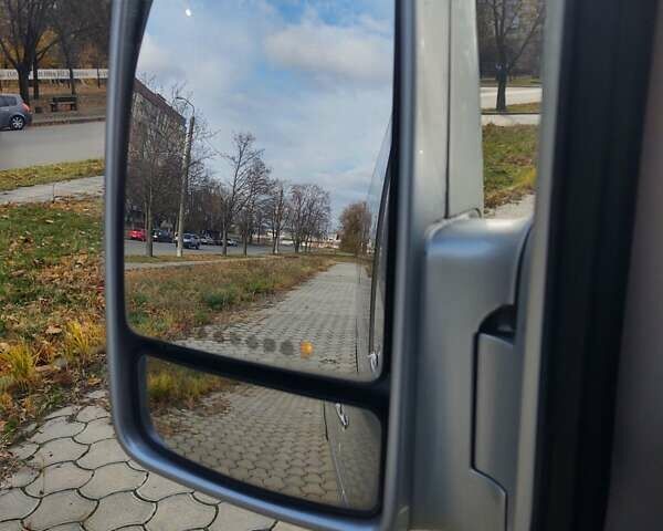 Серый Мерседес Sprinter, объемом двигателя 2.14 л и пробегом 552 тыс. км за 32000 $, фото 11 на Automoto.ua