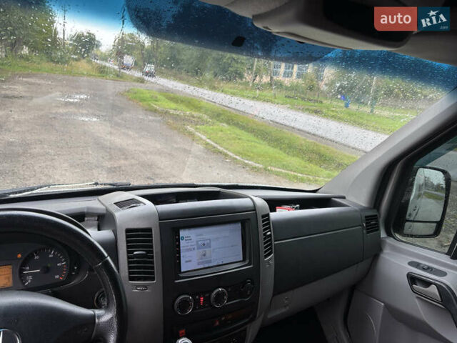 Сірий Мерседес Sprinter, об'ємом двигуна 3.2 л та пробігом 320 тис. км за 18900 $, фото 10 на Automoto.ua