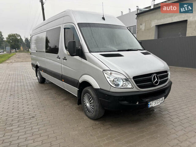 Сірий Мерседес Sprinter, об'ємом двигуна 3.2 л та пробігом 320 тис. км за 18900 $, фото 3 на Automoto.ua