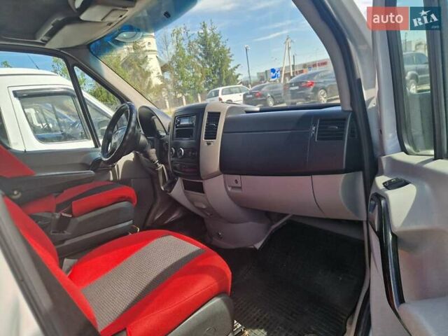 Серый Мерседес Sprinter, объемом двигателя 2.99 л и пробегом 455 тыс. км за 12600 $, фото 7 на Automoto.ua