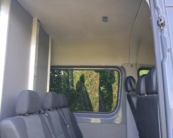 Серый Мерседес Sprinter, объемом двигателя 2.99 л и пробегом 317 тыс. км за 17300 $, фото 14 на Automoto.ua