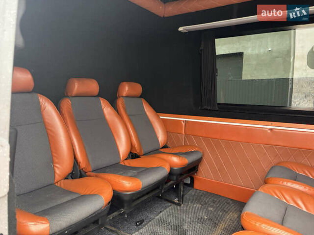 Сірий Мерседес Sprinter, об'ємом двигуна 3.2 л та пробігом 320 тис. км за 18900 $, фото 13 на Automoto.ua