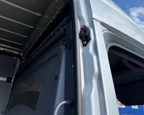 Сірий Мерседес Sprinter, об'ємом двигуна 2.99 л та пробігом 574 тис. км за 22500 $, фото 119 на Automoto.ua