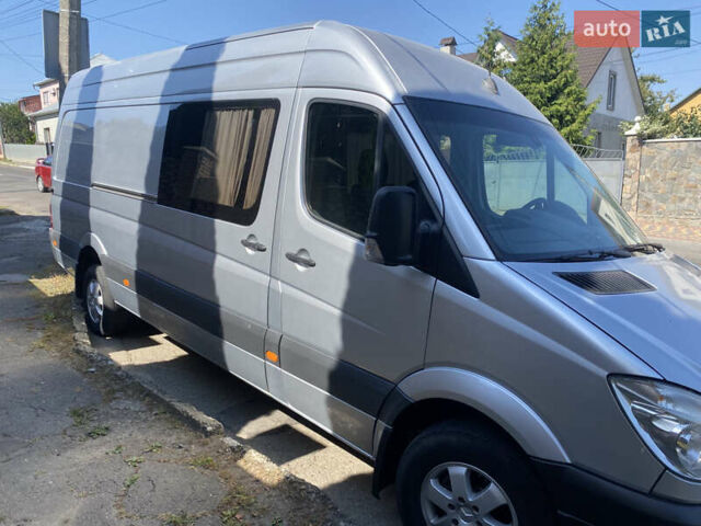 Сірий Мерседес Sprinter, об'ємом двигуна 2.99 л та пробігом 845 тис. км за 17999 $, фото 2 на Automoto.ua