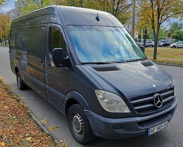 Сірий Мерседес Sprinter, об'ємом двигуна 2.14 л та пробігом 630 тис. км за 8500 $, фото 3 на Automoto.ua