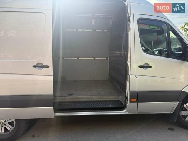 Сірий Мерседес Sprinter, об'ємом двигуна 2.99 л та пробігом 574 тис. км за 22500 $, фото 67 на Automoto.ua