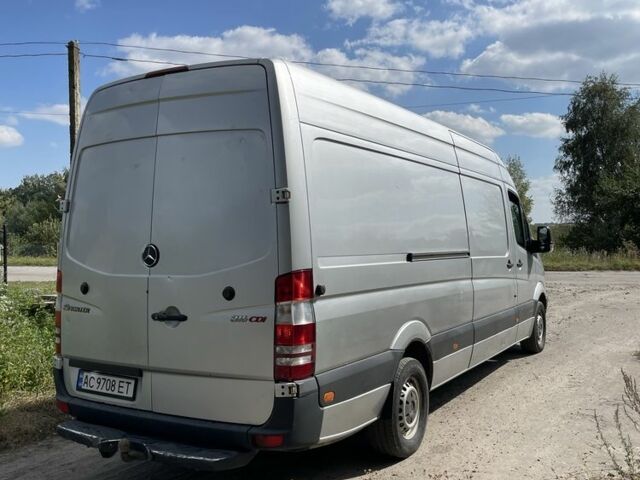 Серый Мерседес Sprinter, объемом двигателя 2.1 л и пробегом 570 тыс. км за 12500 $, фото 4 на Automoto.ua