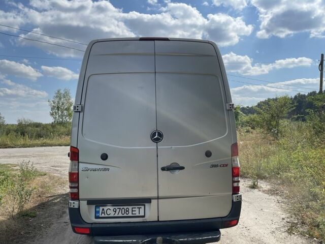 Серый Мерседес Sprinter, объемом двигателя 2.1 л и пробегом 570 тыс. км за 12500 $, фото 6 на Automoto.ua