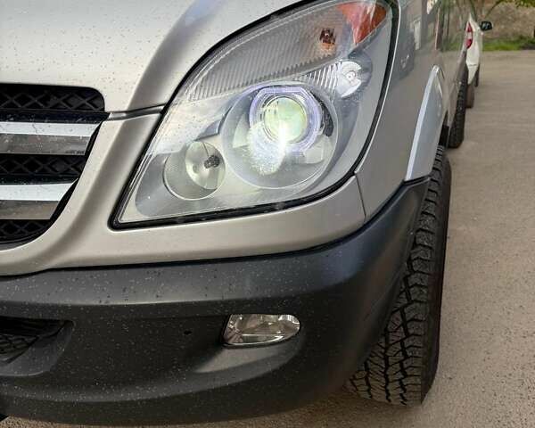 Сірий Мерседес Sprinter, об'ємом двигуна 2.99 л та пробігом 574 тис. км за 22500 $, фото 147 на Automoto.ua