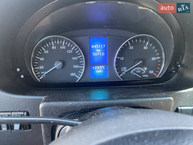 Сірий Мерседес Sprinter, об'ємом двигуна 2.99 л та пробігом 845 тис. км за 17999 $, фото 6 на Automoto.ua